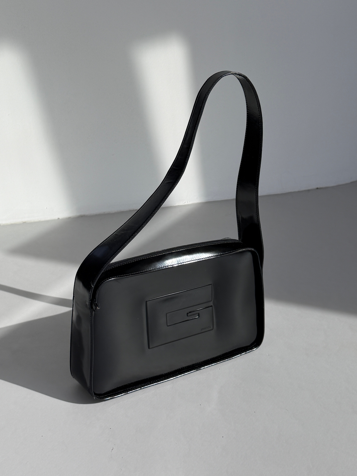 RR ARCHIVE Gucci Patent Leather Shoulder Bag