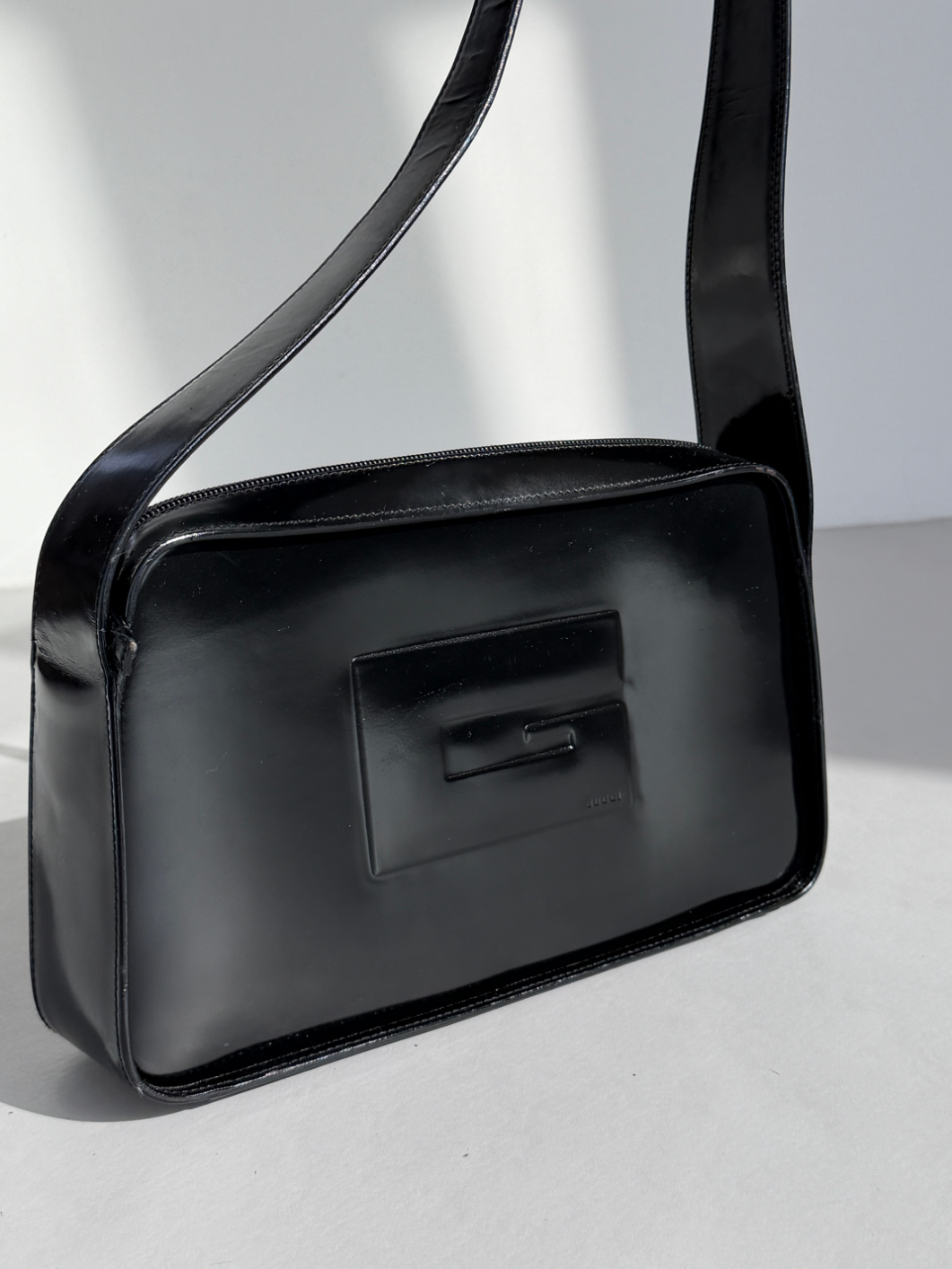 RR ARCHIVE Gucci Patent Leather Shoulder Bag