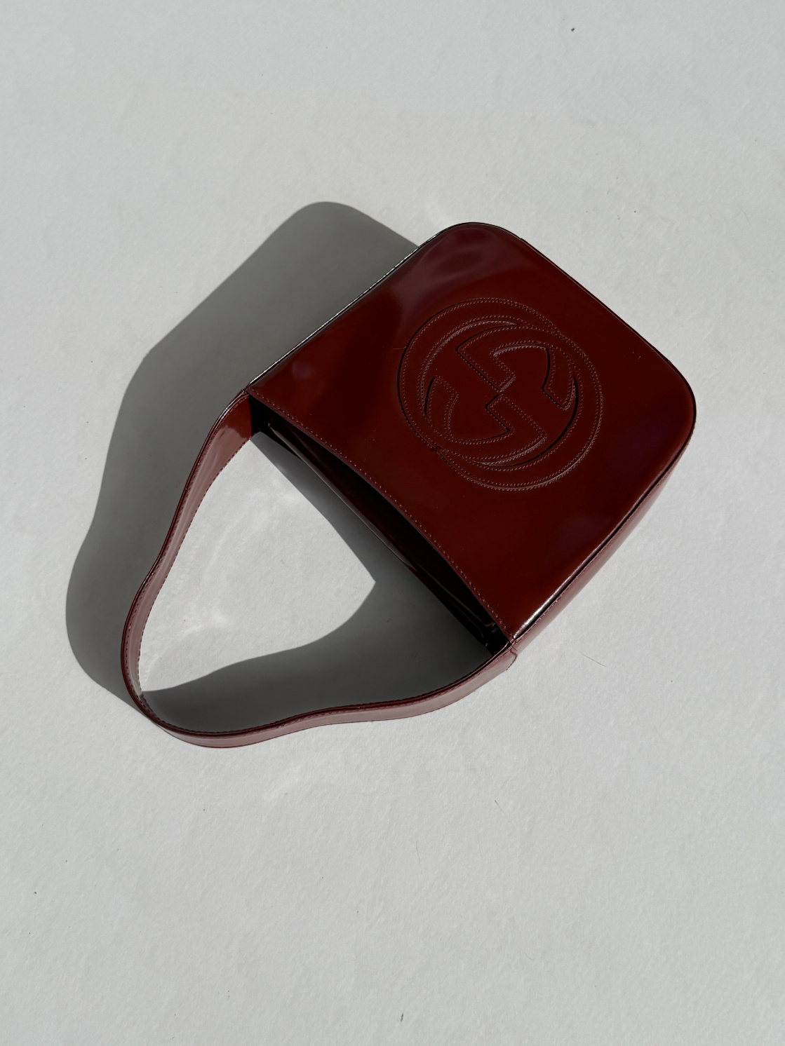 RR ARCHIVE Gucci Logo Patent Leather Handbag