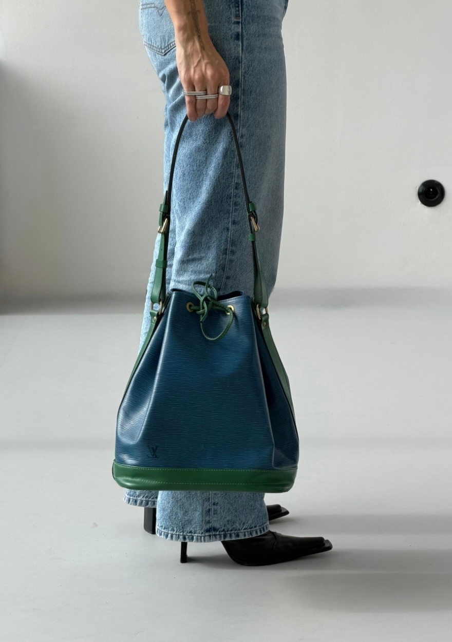 RR ARCHIVE Louis Vuitton Epi Noé Bag