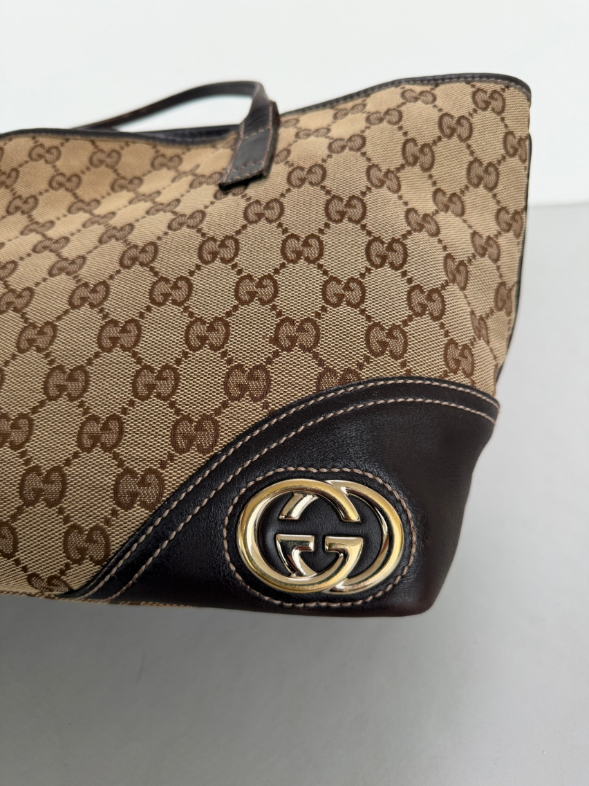 RR ARCHIVE Gucci GG Canvas Tote Bag