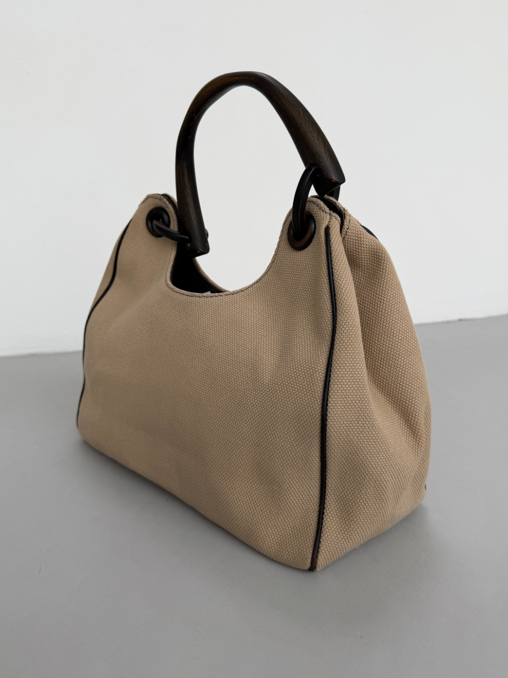 RR ARCHIVE Gucci Wood Handle Canvas Bag