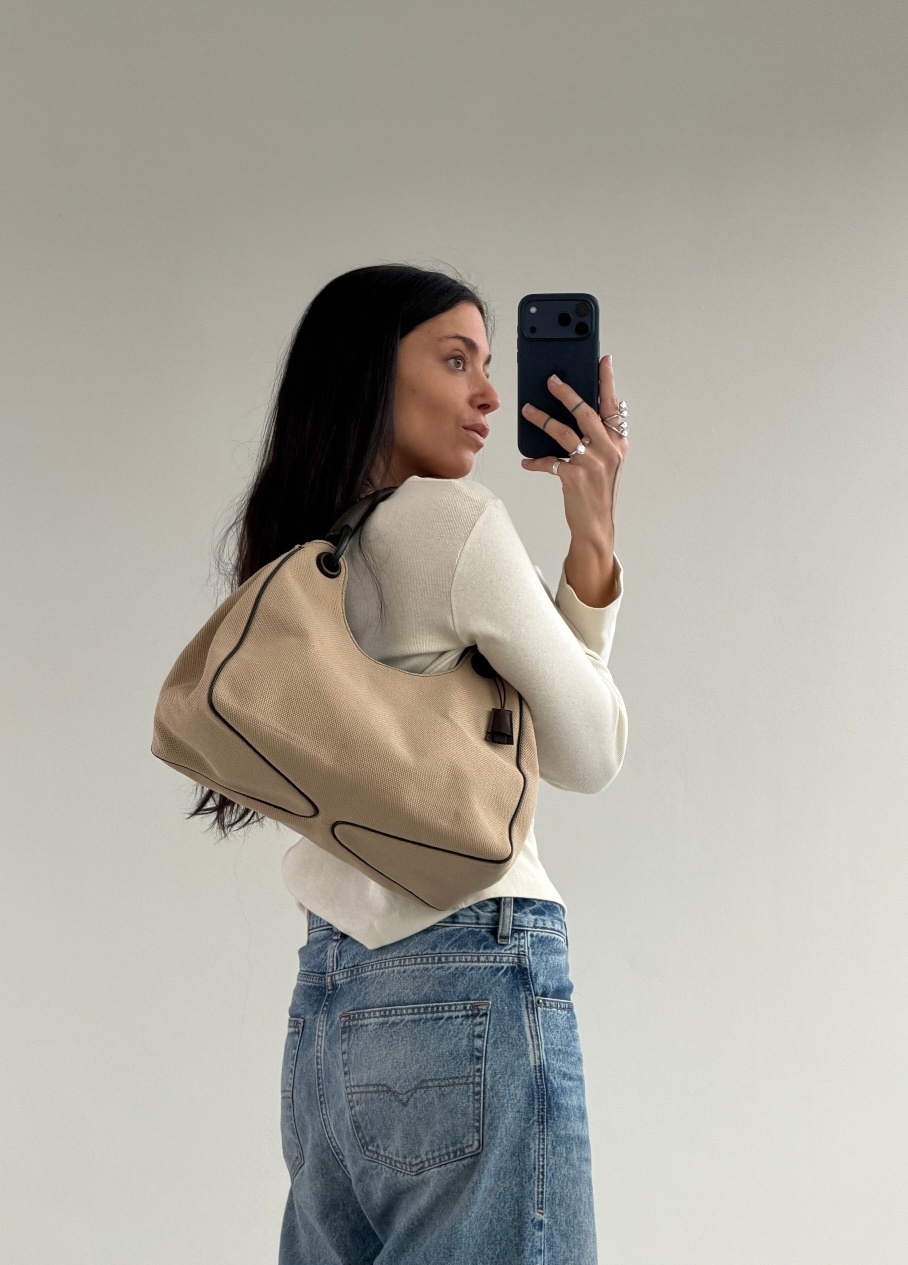 RR ARCHIVE Gucci Wood Handle Canvas Bag