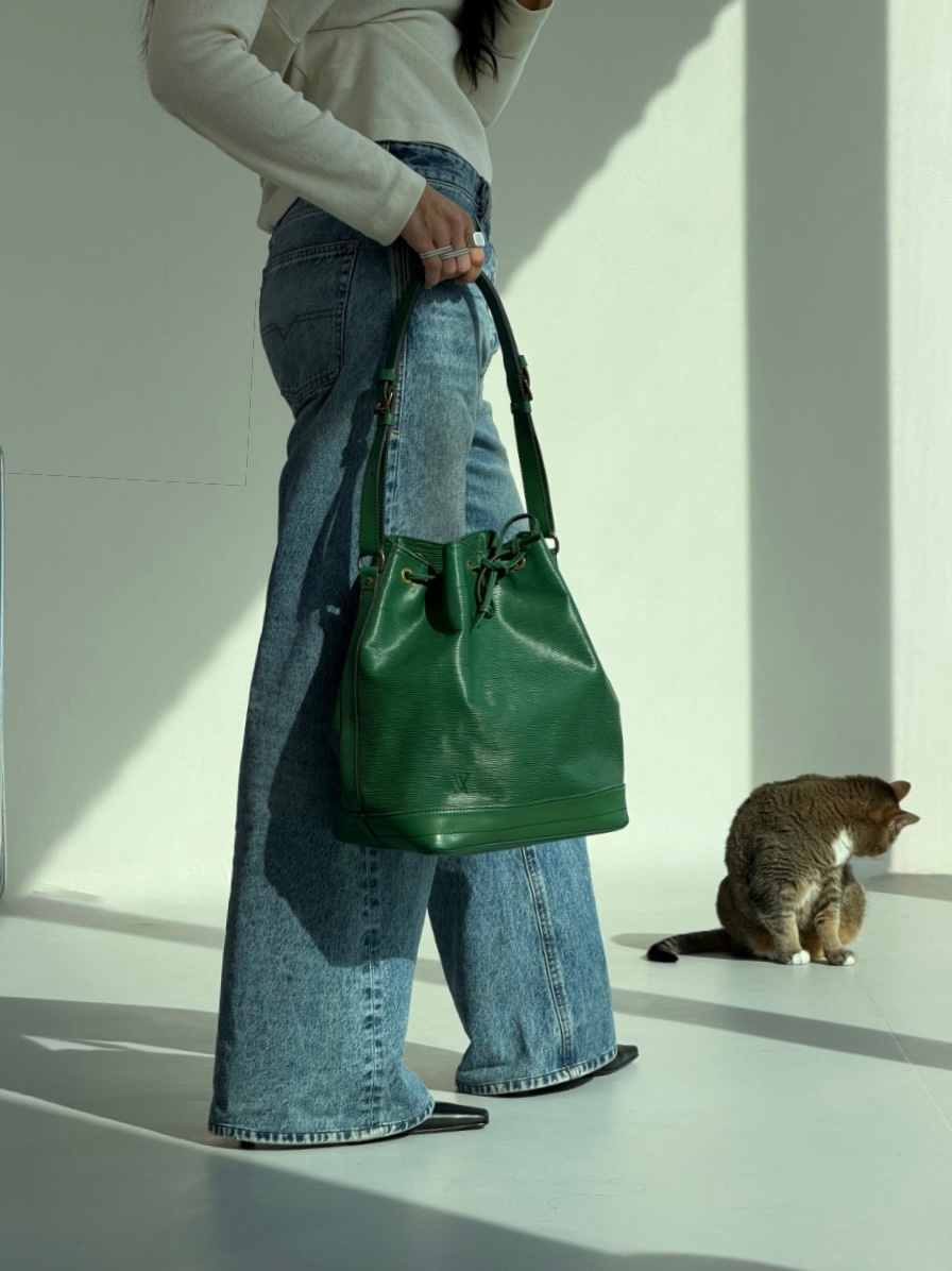 RR ARCHIVE Louis Vuitton Epi Noé Bag