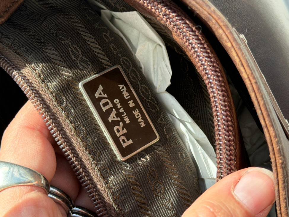 RR ARCHIVE Prada Leather Handbag