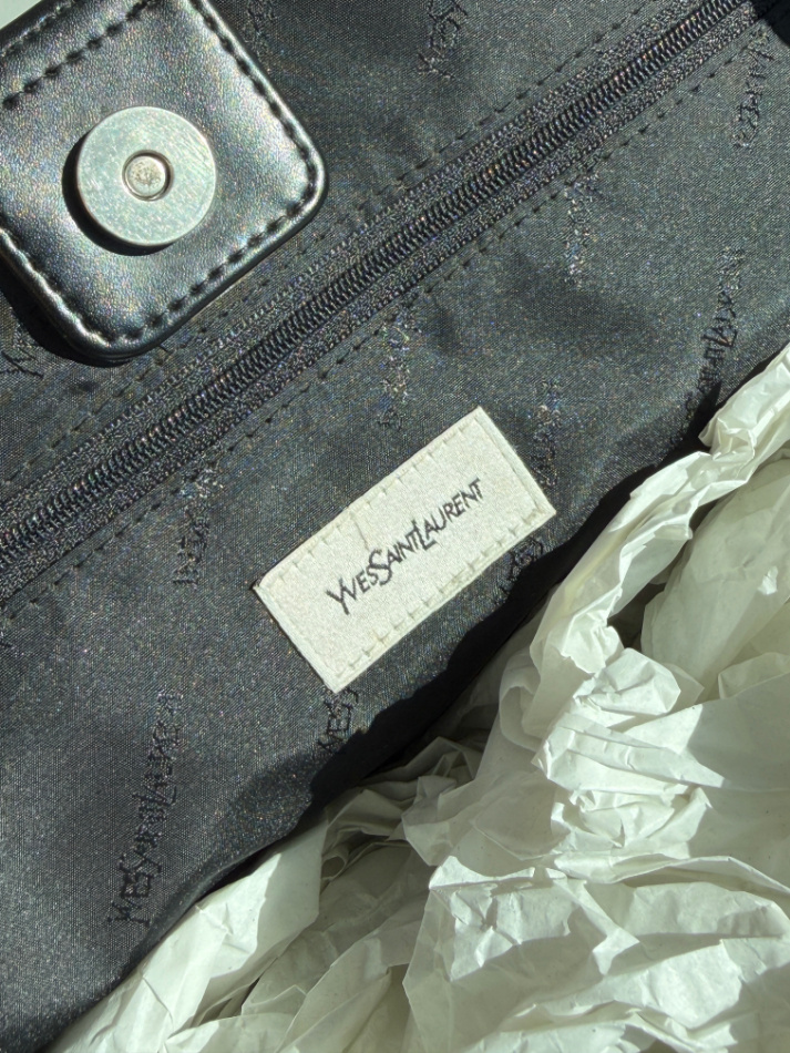 RR ARCHIVE Yves Saint Laurent Patent Leather Tote