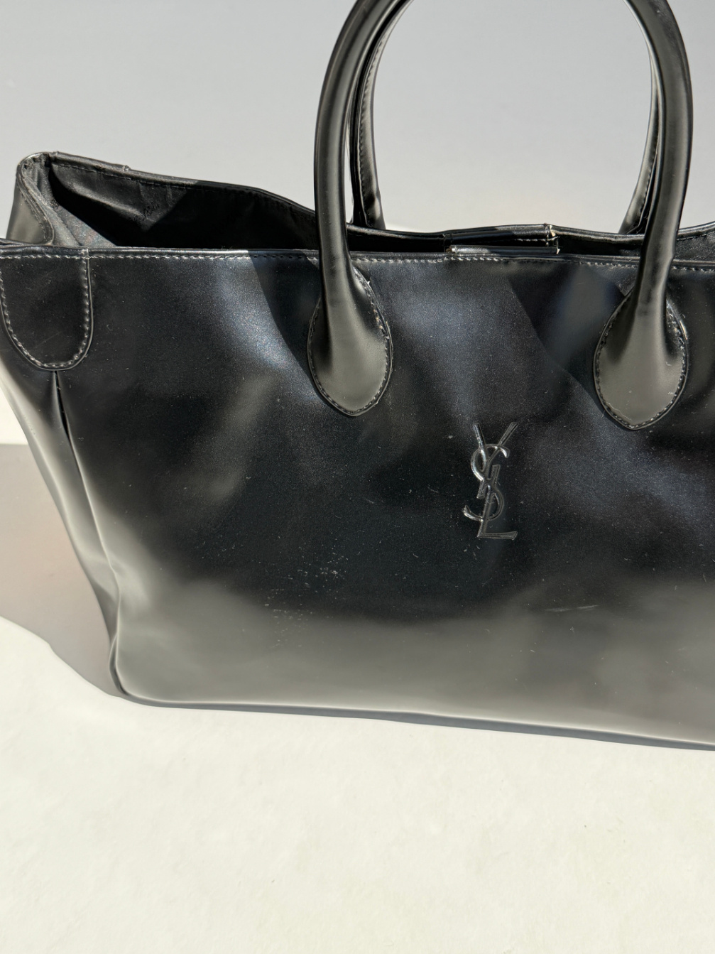 RR ARCHIVE Yves Saint Laurent Patent Leather Tote
