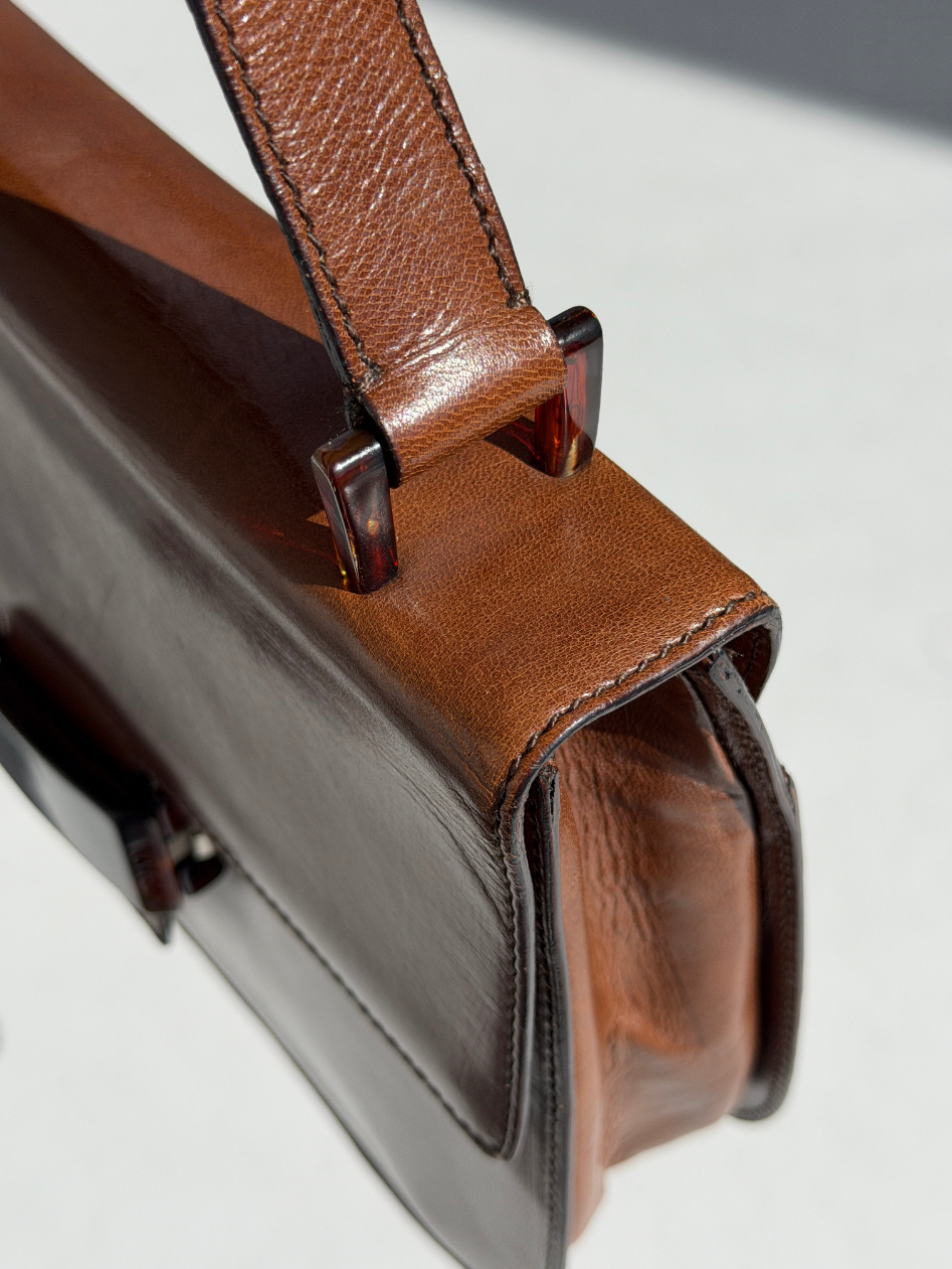 RR ARCHIVE Prada Leather Clip Handbag