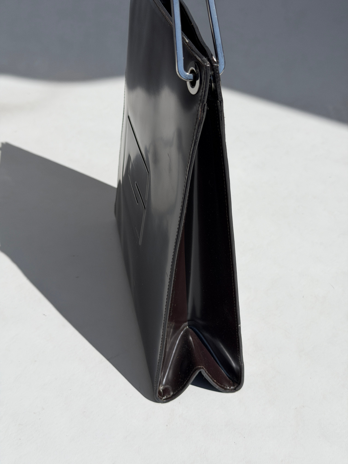 RR ARCHIVE Gucci G Patent Leather Shoulder Bag