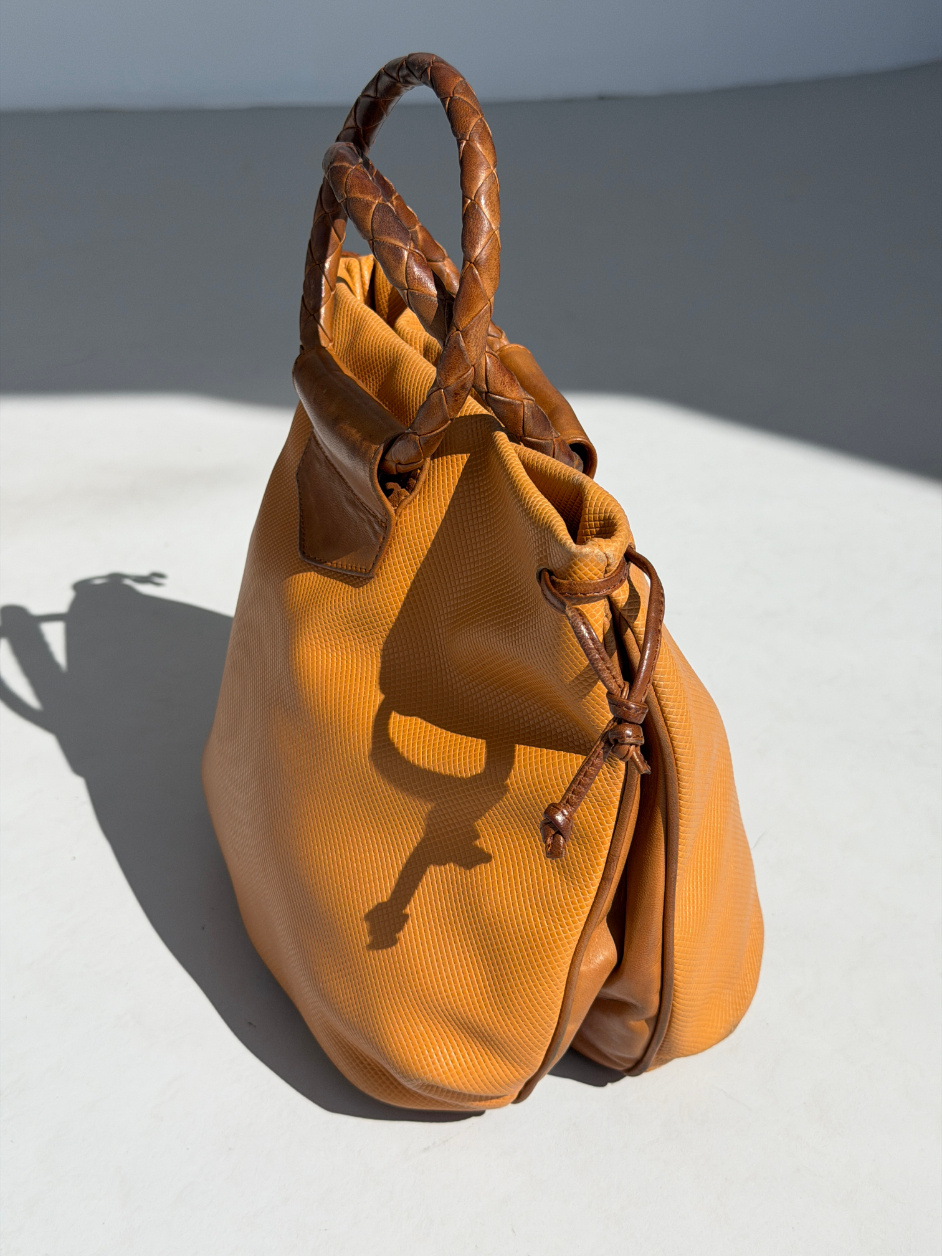 RR ARCHIVE Bottega Veneta Leather Braided Handle Bag