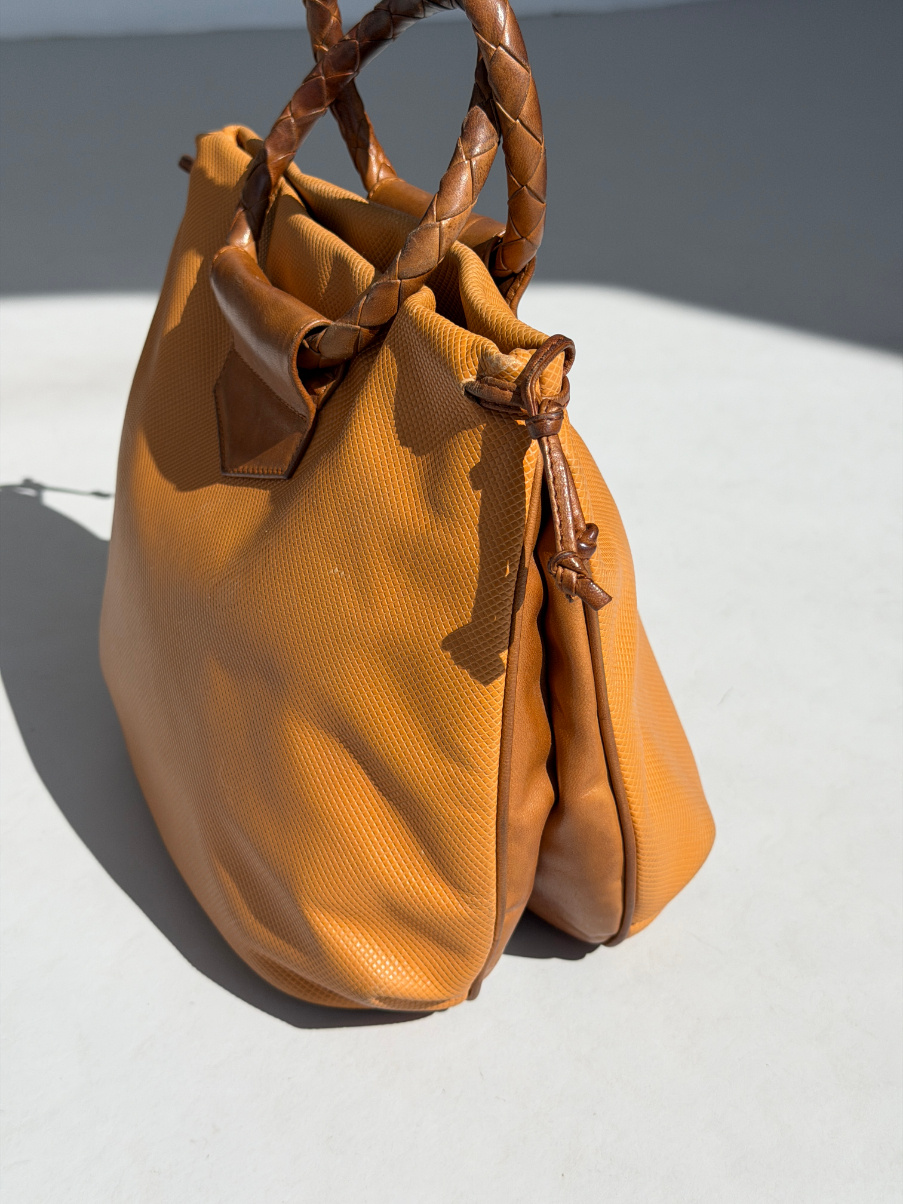 RR ARCHIVE Bottega Veneta Leather Braided Handle Bag