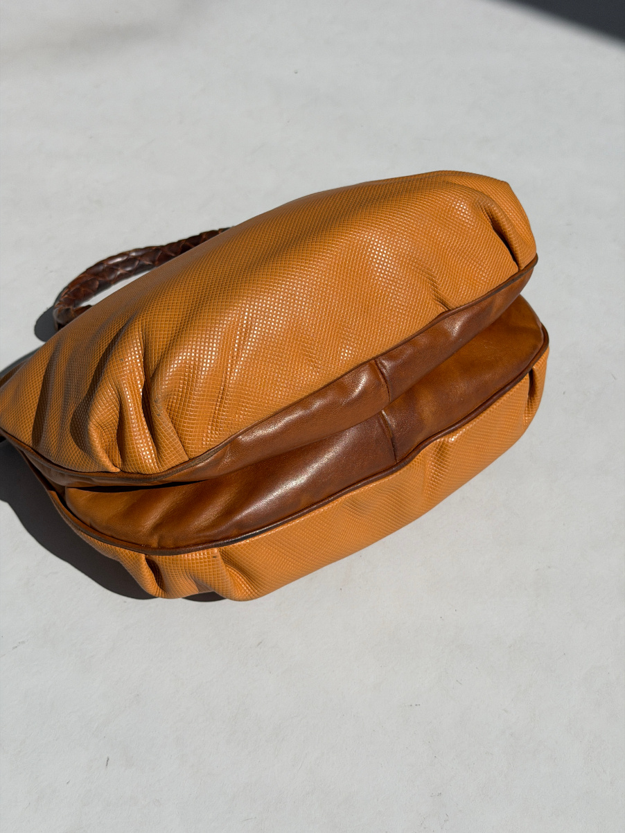 RR ARCHIVE Bottega Veneta Leather Braided Handle Bag