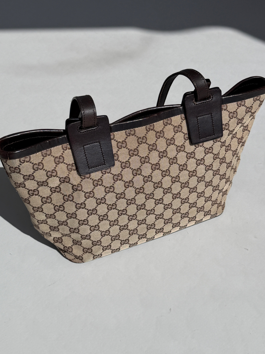RR ARCHIVE Gucci GG Canvas & Leather Shoulder Bag