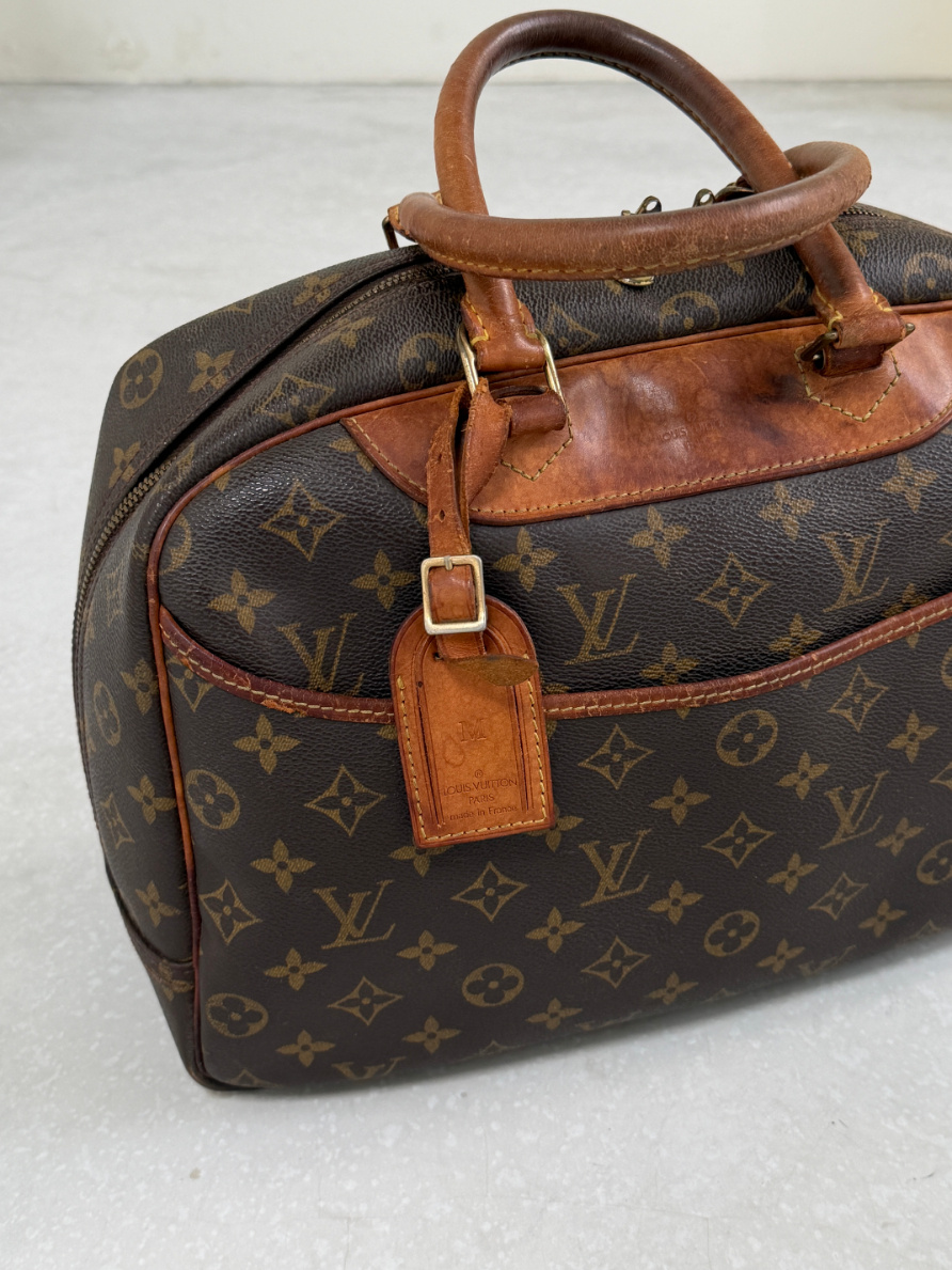 RR ARCHIVE Louis Vuitton Monogram Deauville Bag