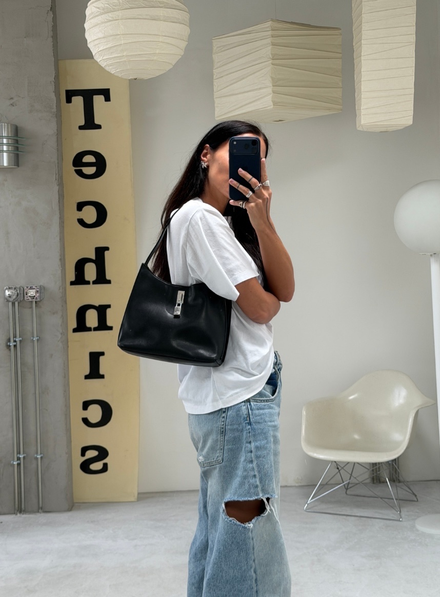 RR ARCHIVE Gucci Lock Leather Shoulder Bag