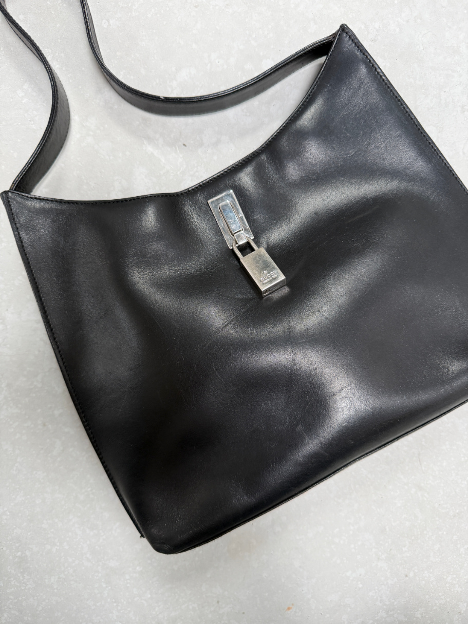 RR ARCHIVE Gucci Lock Leather Shoulder Bag