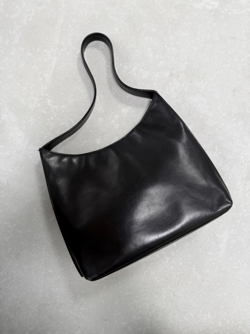 RR ARCHIVE Gucci Lock Leather Shoulder Bag