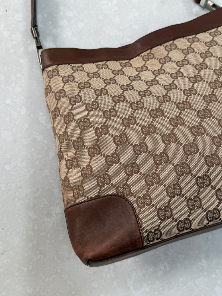 RR ARCHIVE Gucci GG Canvas & Leather Shoulder Bag
