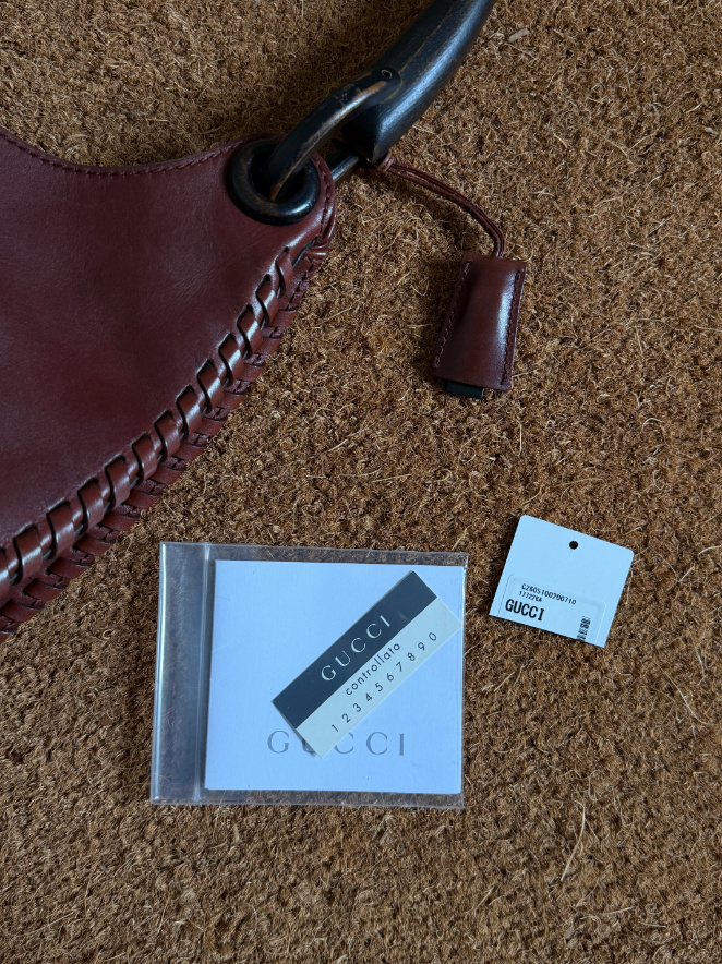 RR ARCHIVE Gucci Leather & Wood Handle Shoulder Bag