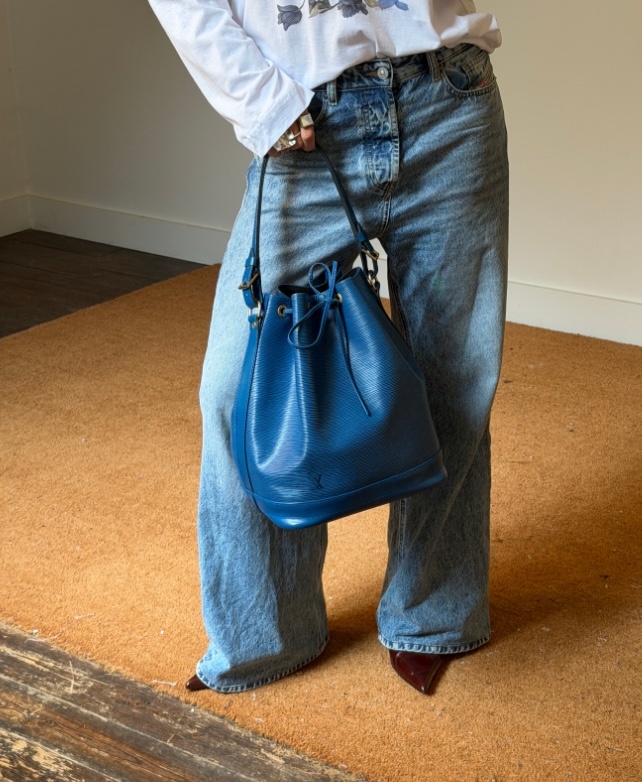 RR ARCHIVE Louis Vuitton Epi Noé Bag