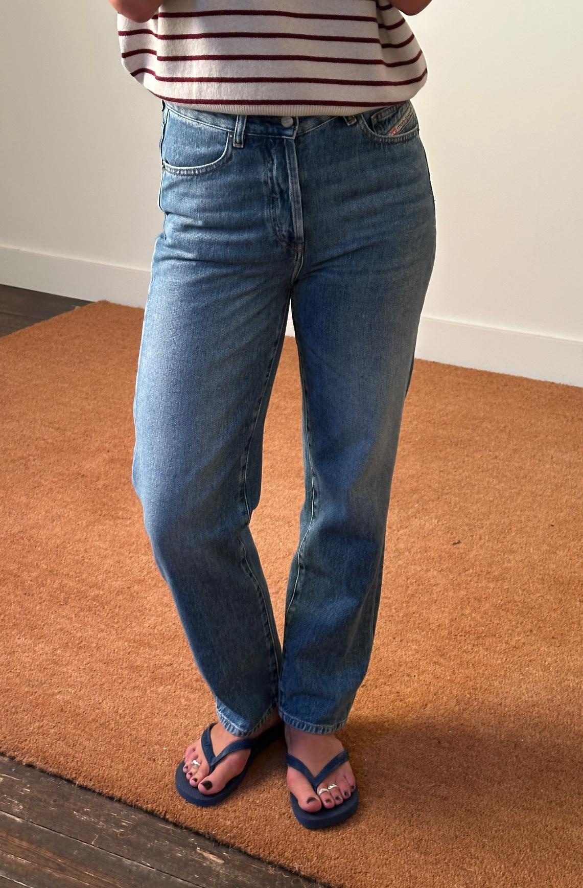 Diesel Women 1981 D-WENT Jeans