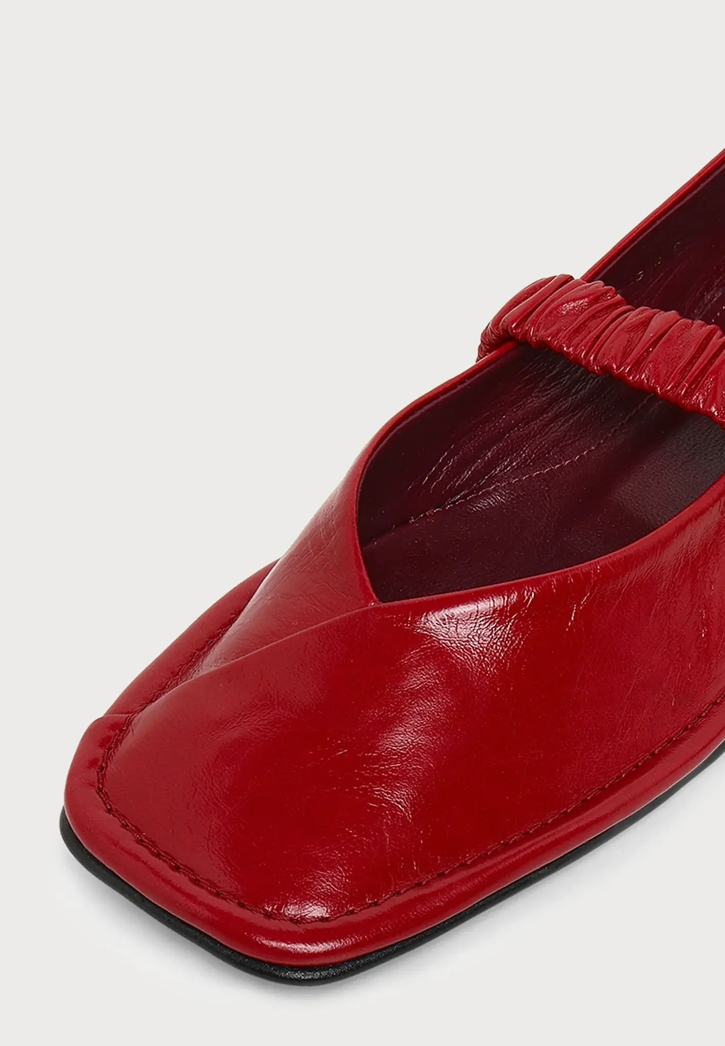 Alohas Lautan Leather Ballet Flats