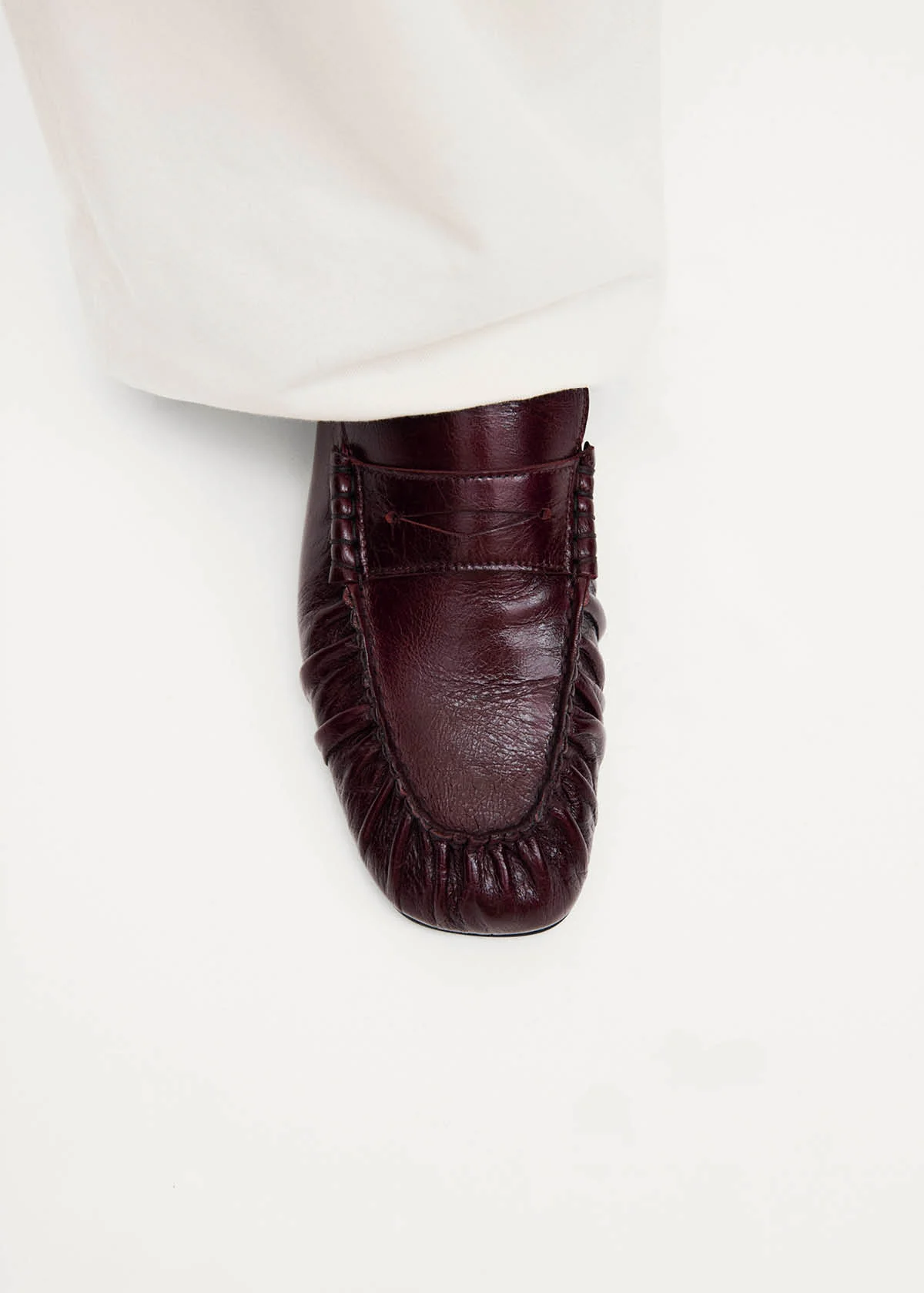 Alohas Aven Leather Loafers