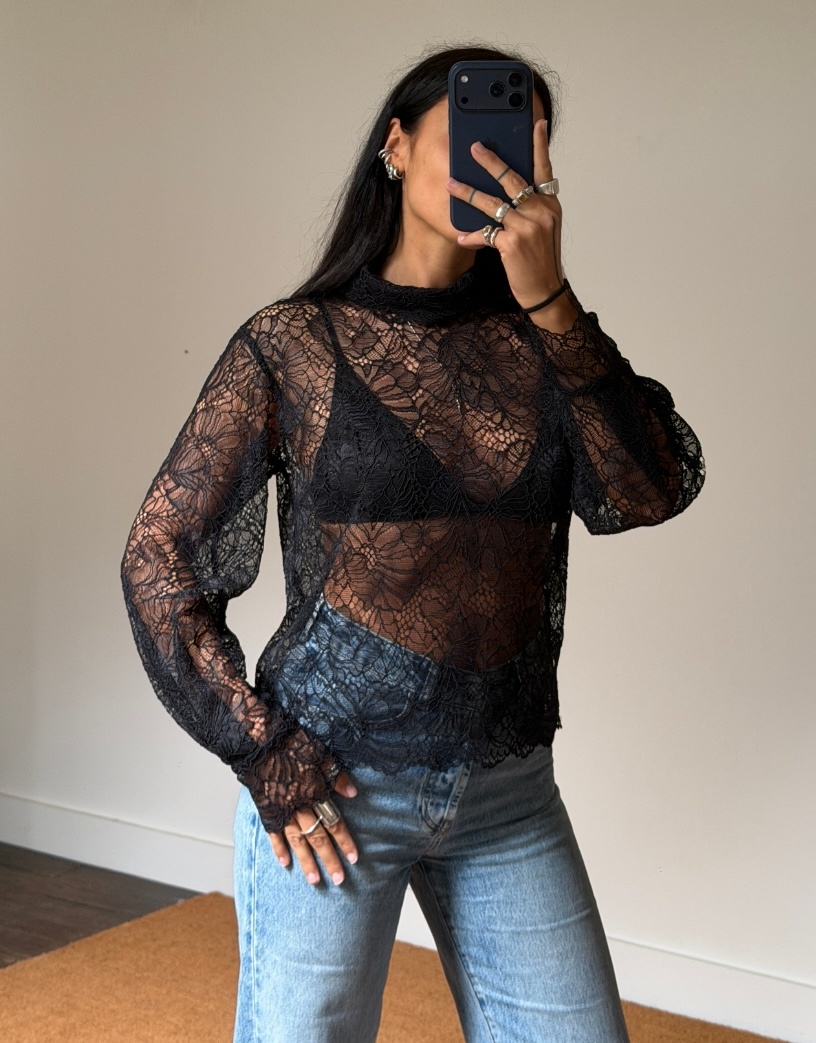 Rotate Lace Longsleeve Blouse