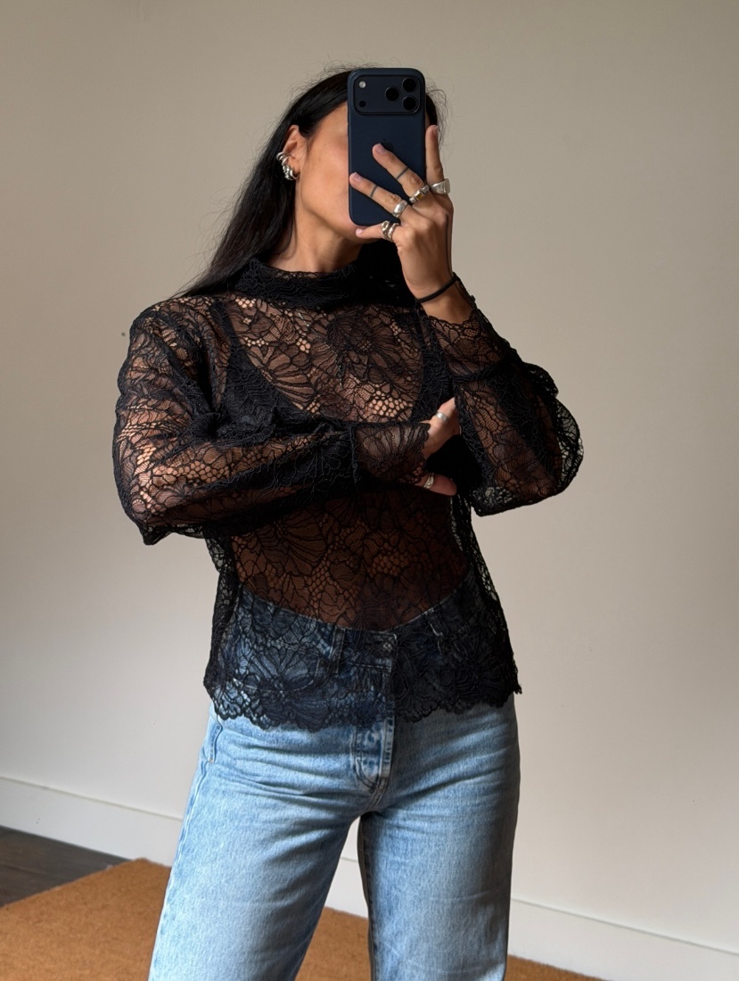 Rotate Lace Longsleeve Blouse