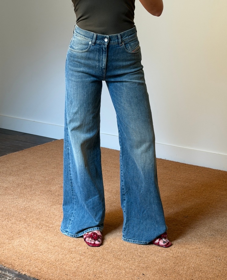 Diesel 1978 D-Akemi Jeans