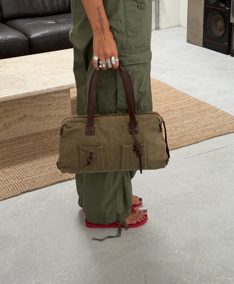 RR ARCHIVE Gucci Canvas Shoulder Bag