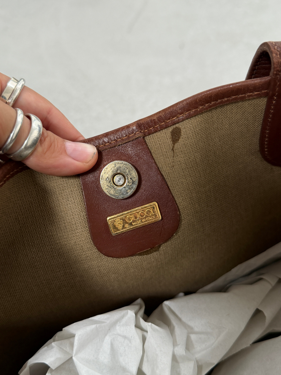 RR ARCHIVE Gucci GG Supreme Web Sherry Line Tote