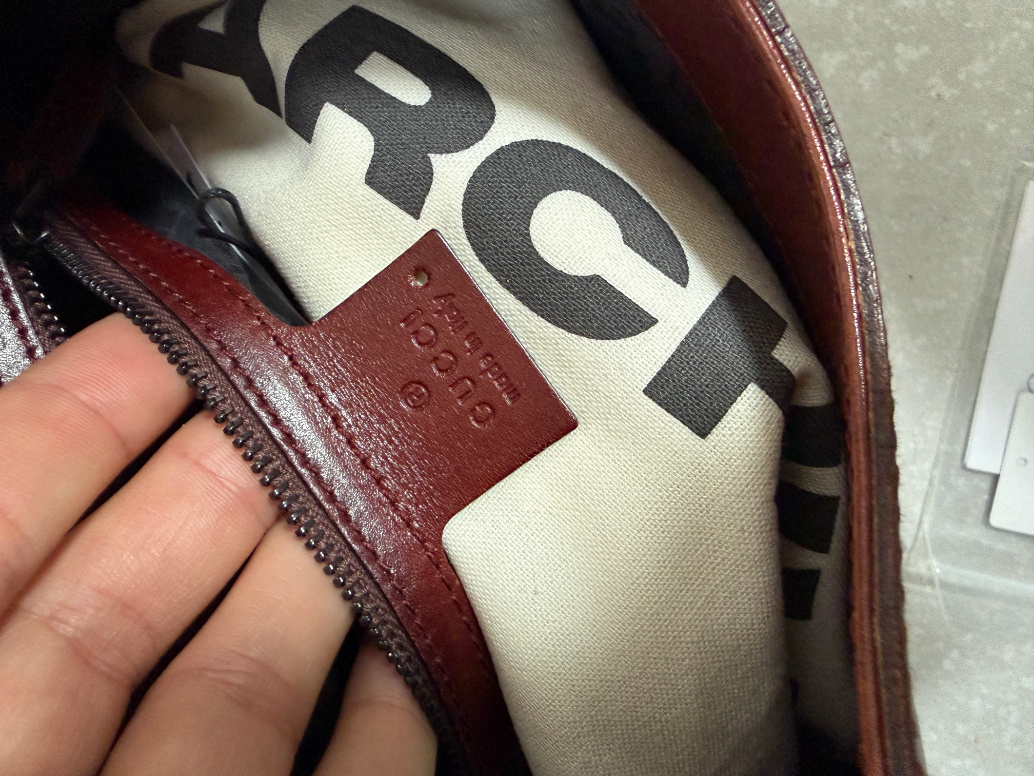 RR ARCHIVE Gucci Leather & Wood Handle Shoulder Bag