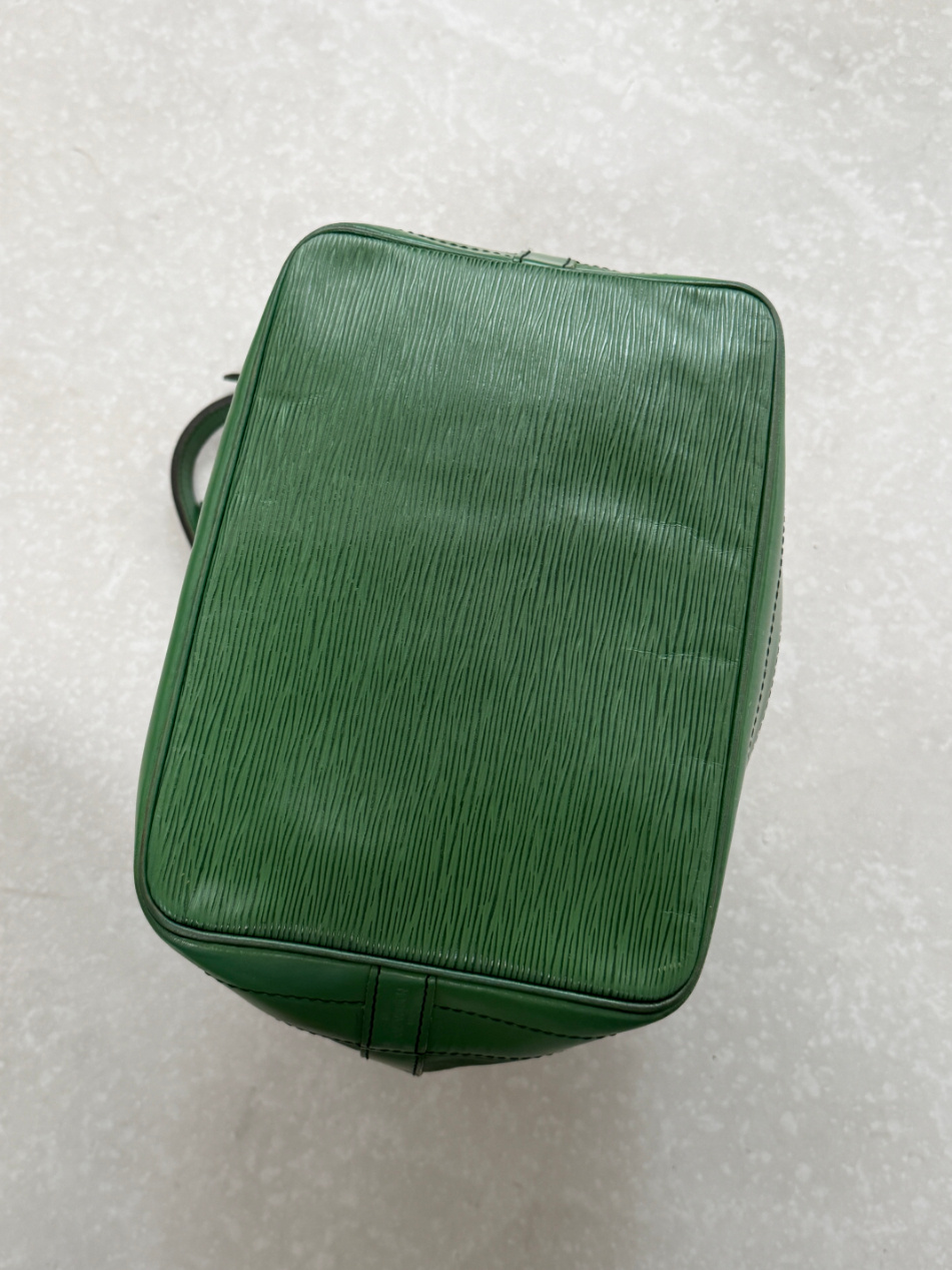 RR ARCHIVE Louis Vuitton Epi Noé