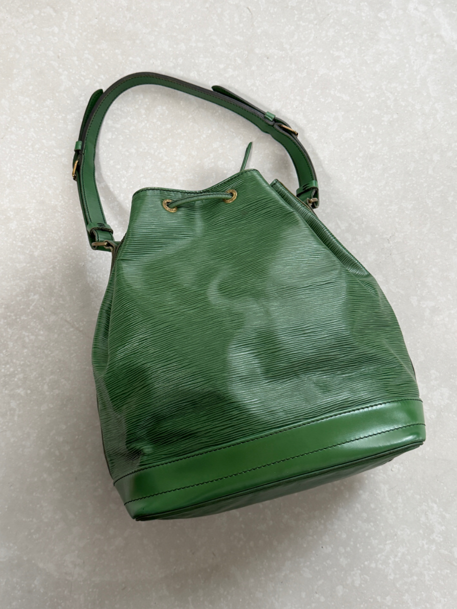 RR ARCHIVE Louis Vuitton Epi Noé