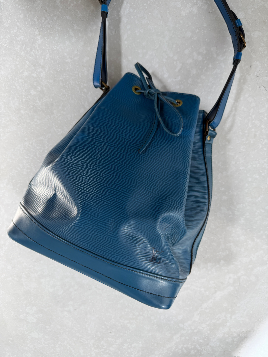 RR ARCHIVE Louis Vuitton Epi Noé