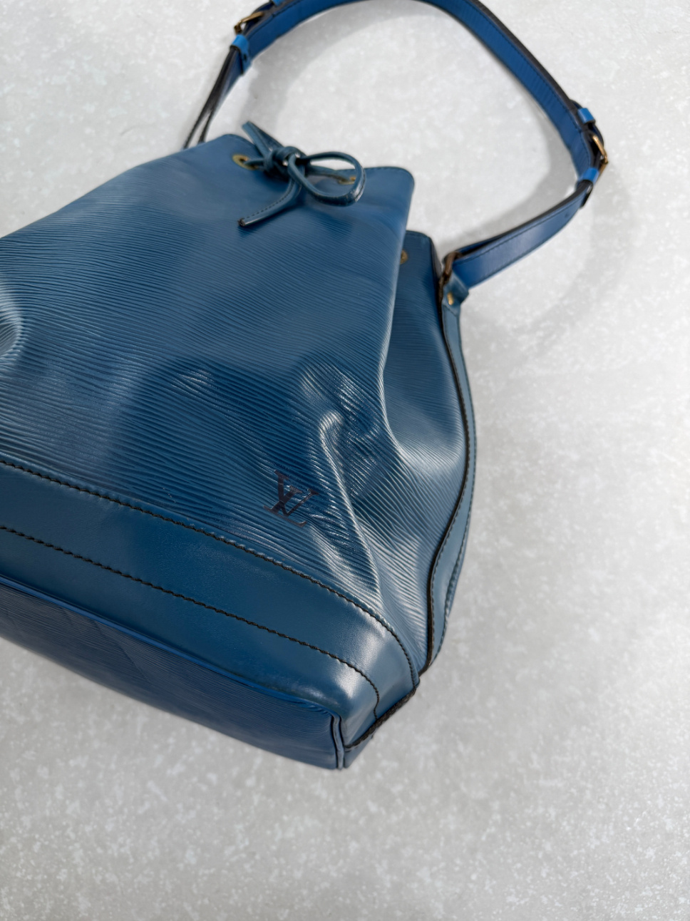 RR ARCHIVE Louis Vuitton Epi Noé