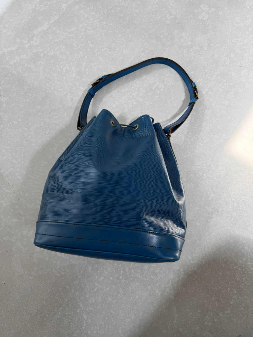 RR ARCHIVE Louis Vuitton Epi Noé