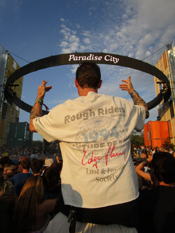 Rough Riders FUTURE PEACE T-shirt
