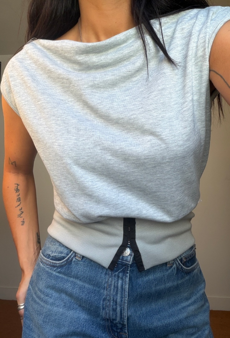 Résumé Naomi Top