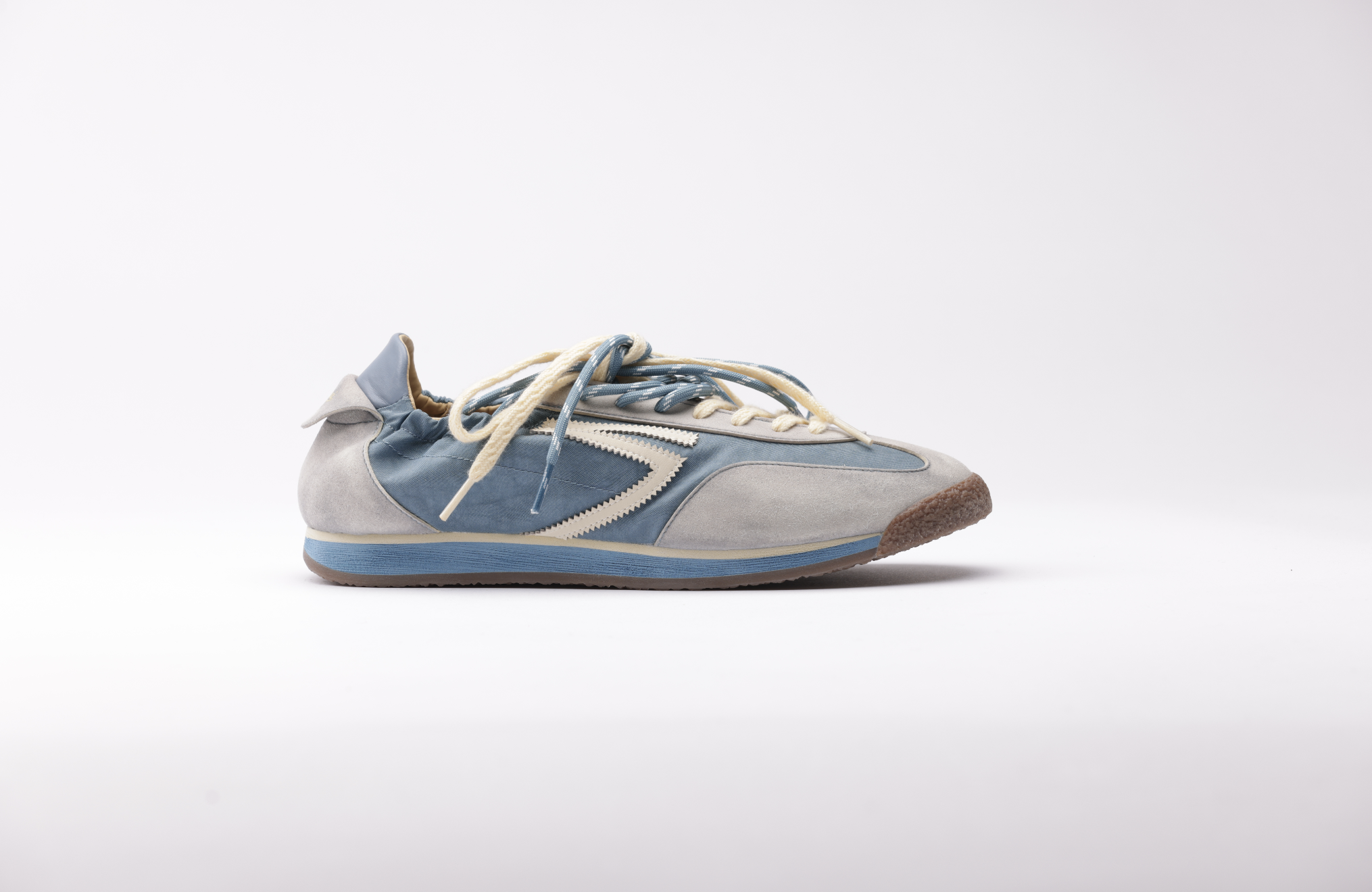 Puraai Panther Sneakers