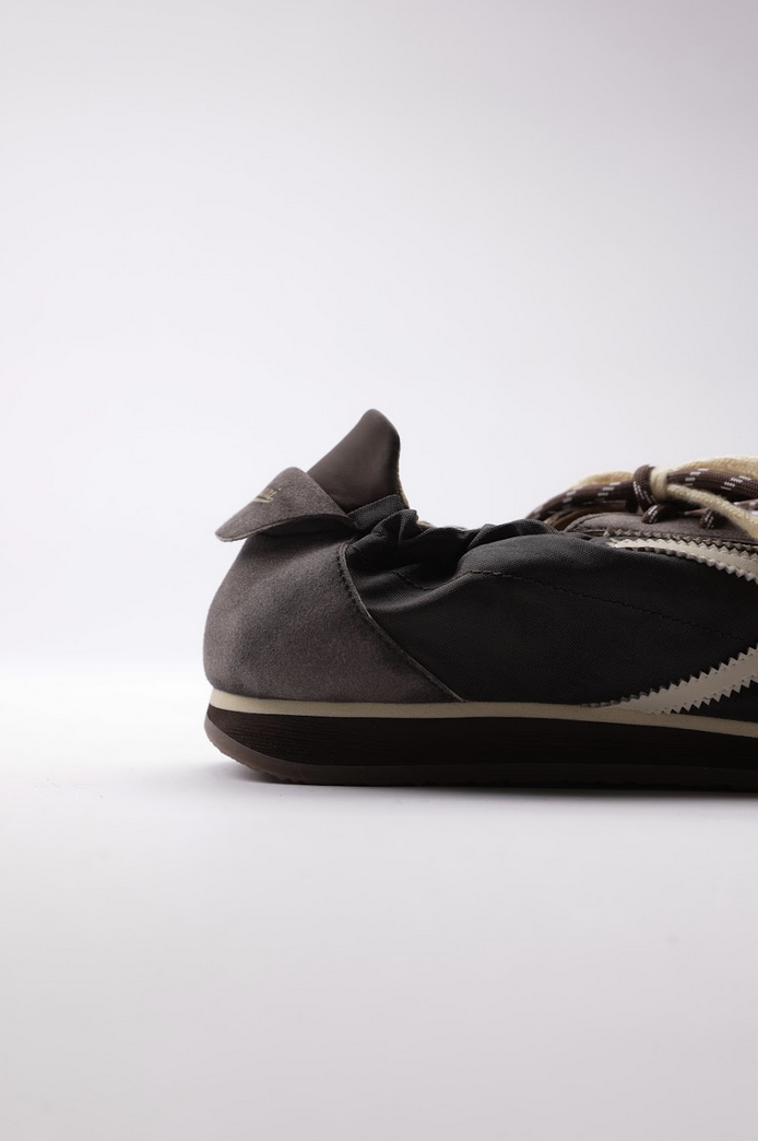 Puraai Panther Sneakers