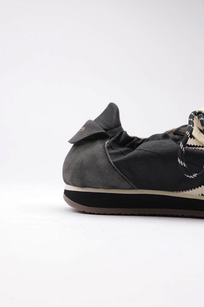Puraai Panther Sneakers