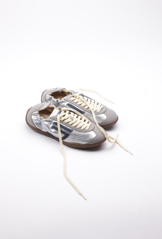 Puraai Corsa Sneakers