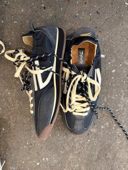Puraai Panther Sneakers