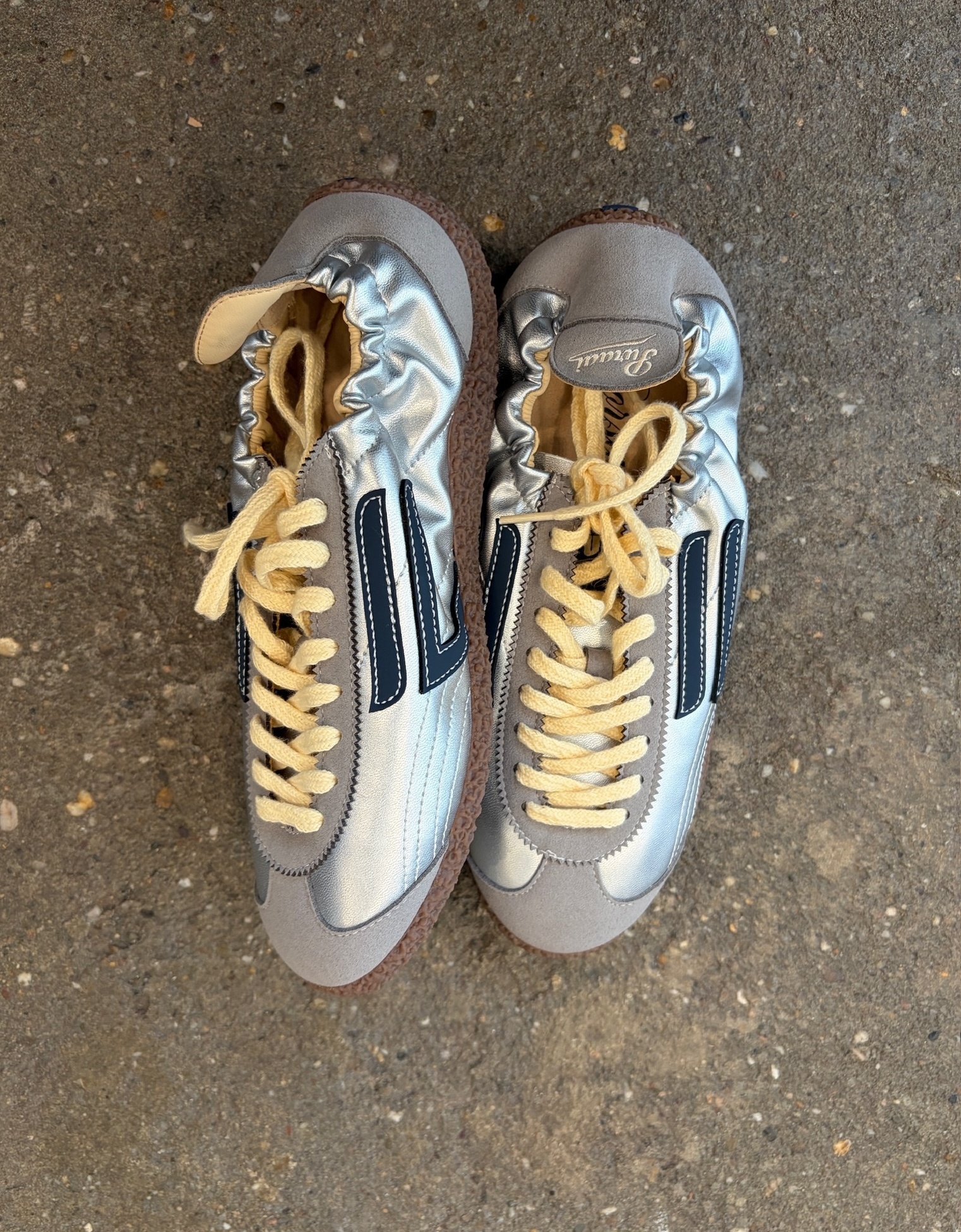 Puraai Corsa Sneakers