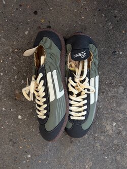 Puraai Corsa Sneakers