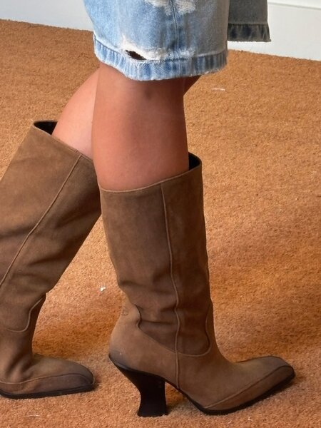 Diesel Women D-Luffy Suede Boots