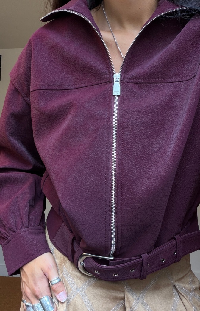 Laagam Signy Bomber