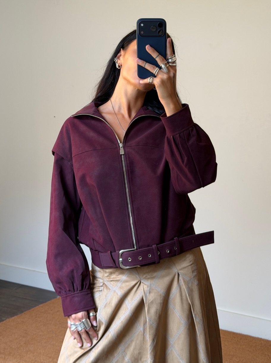 Laagam Signy Bomber